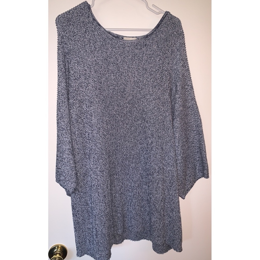 NWOT H&M blue sweater size XL